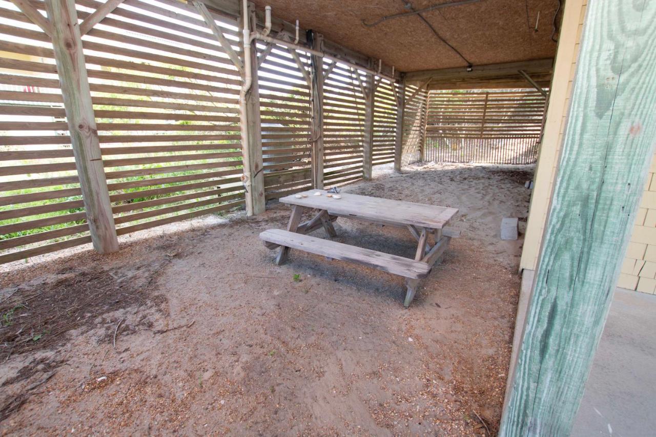 Wl933, Tale Of The Whale- Oceanfront, Private Beach Access, Gas Fireplace, Ocean Views Corolla Exterior foto